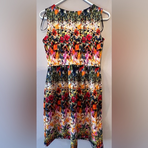 Cynthia Rowley women’s multicolor floral stretch fit and flare dress size 4. - Picture 2 of 11